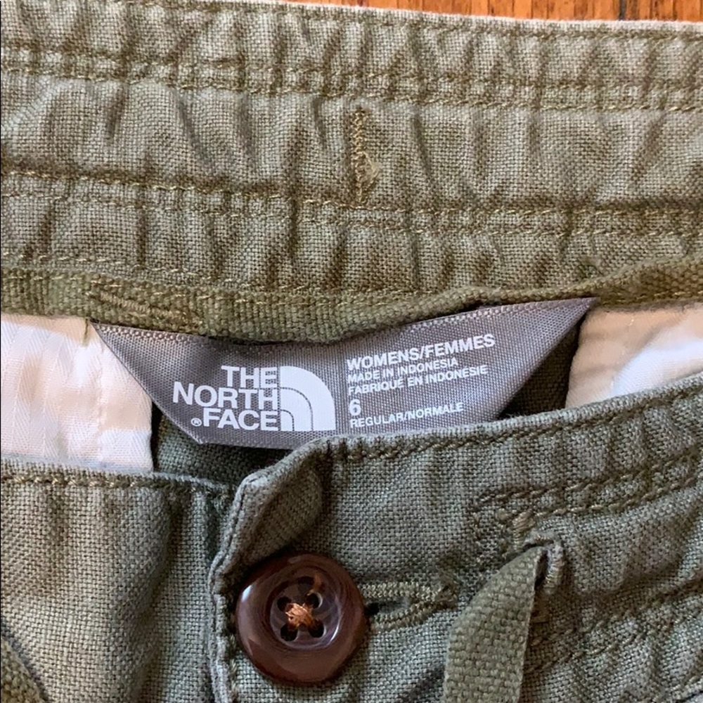 The North Face shorts - Picture 3 of 3